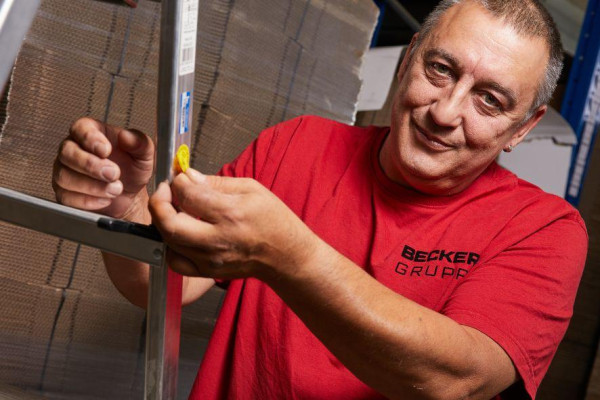 Pruefen von Leitern und Tritten